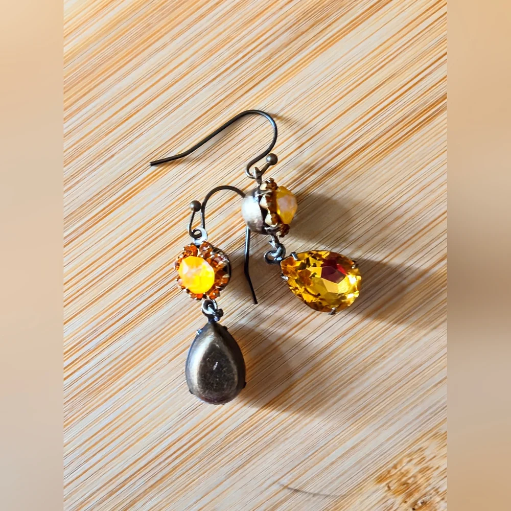 Victorian Golden Yellow Swarovski Elements Flower Crystals In Brass  Earrings